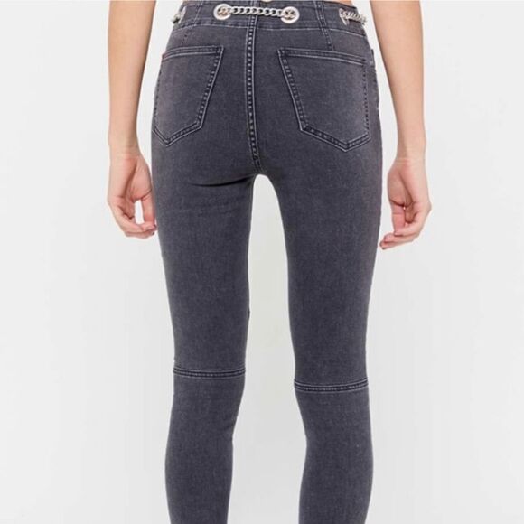 BDG Twig Chain Belt Jeans size 27 - Picture 2 of 7